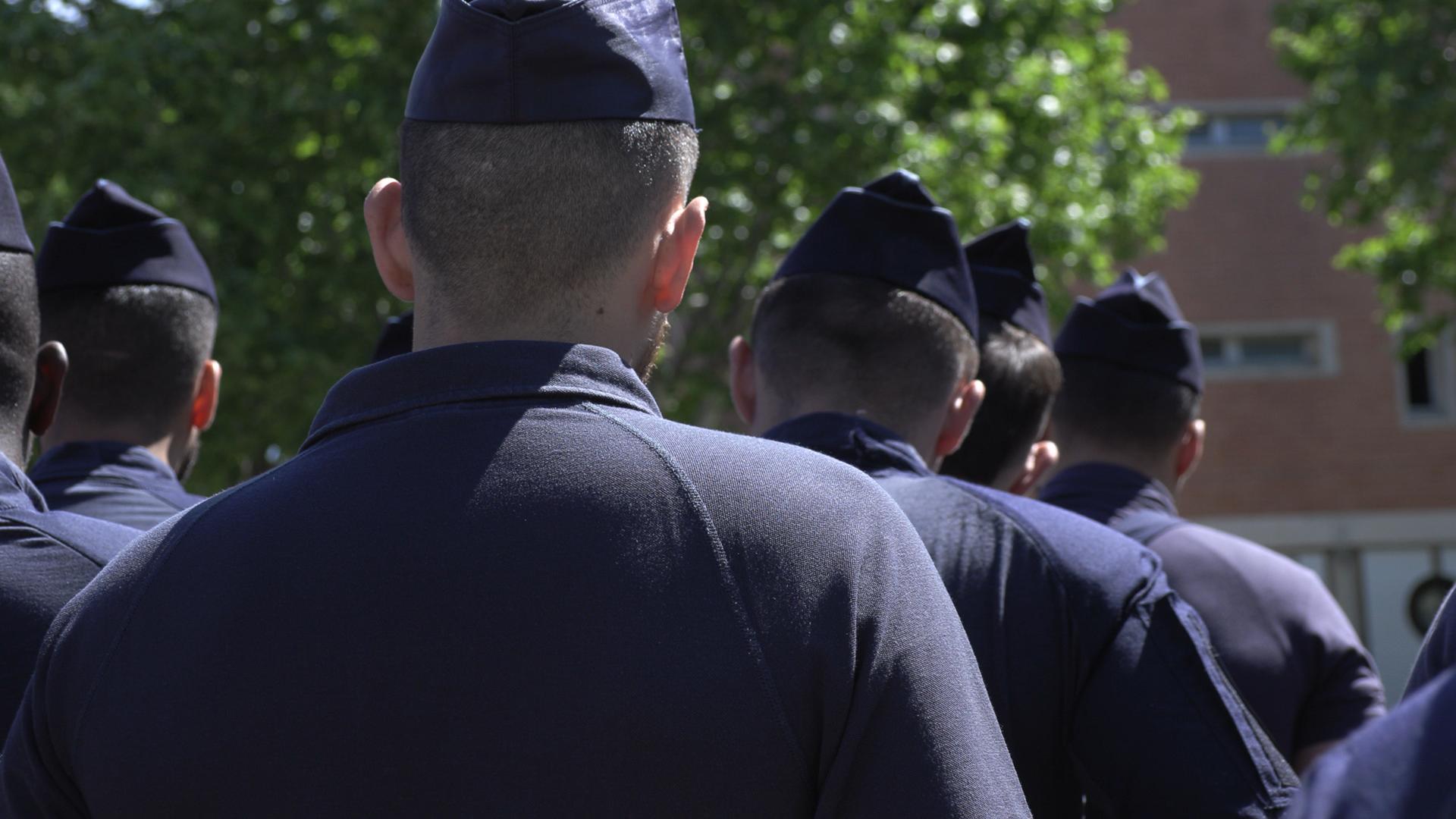 Immersion exclusive au cœur des CRS 8 : les nouvelles unités de choc